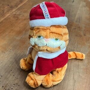 Garfield “It’s good to be King” vintage his majesty beanie / stuffed cat